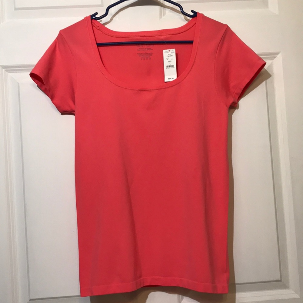 White House Black Market Salmon Color tee NWT